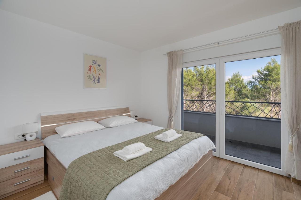 ויר Number One Apartments מראה חיצוני תמונה