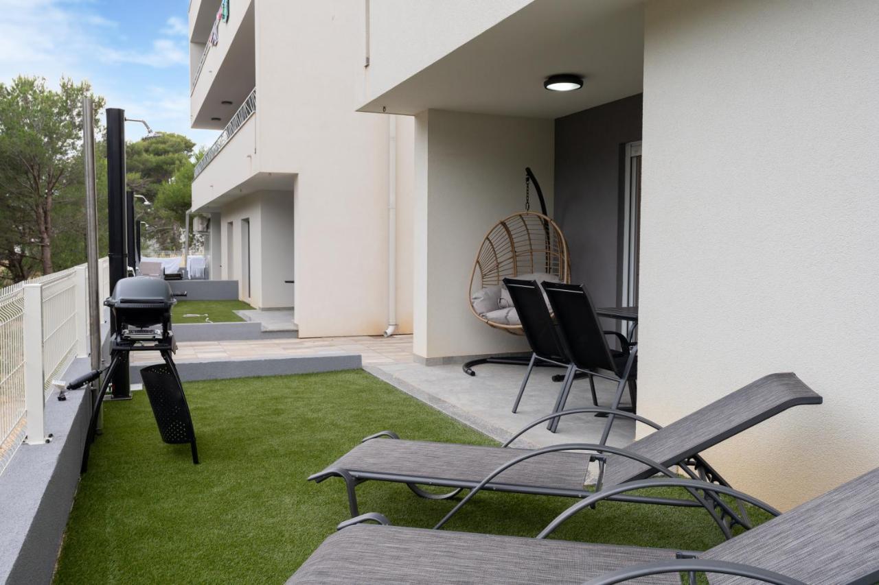 ויר Number One Apartments מראה חיצוני תמונה