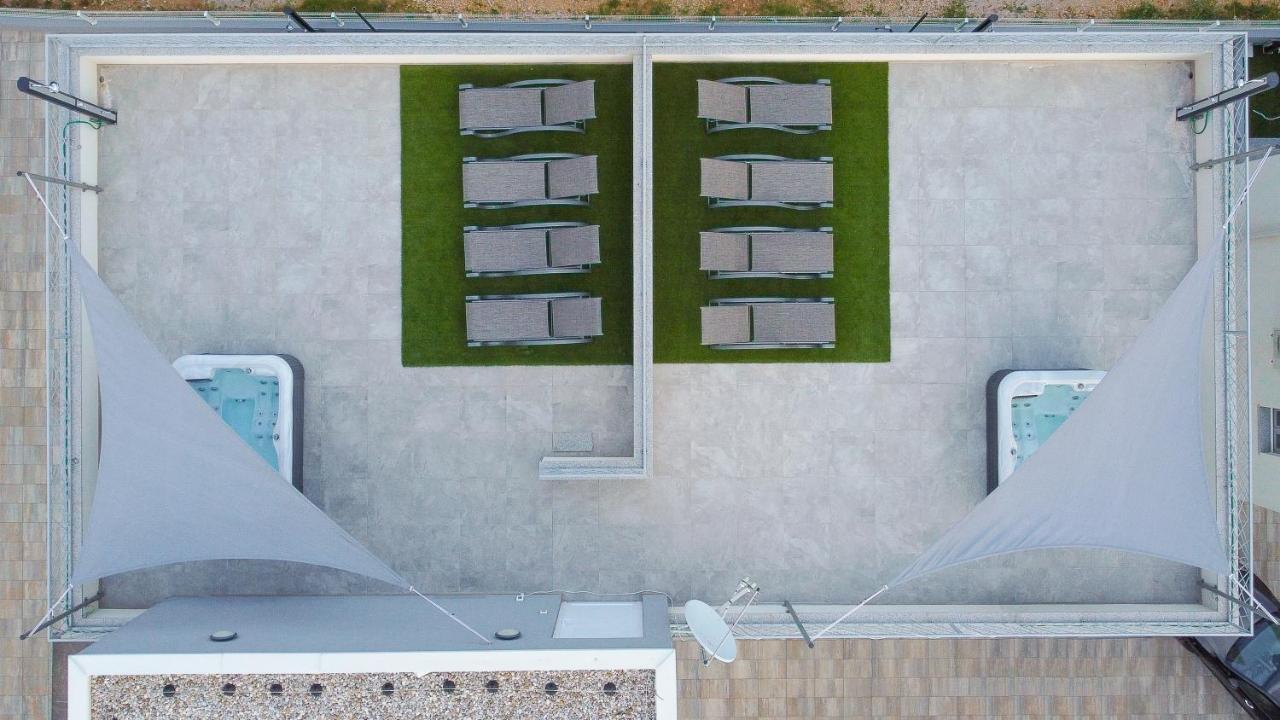 ויר Number One Apartments מראה חיצוני תמונה