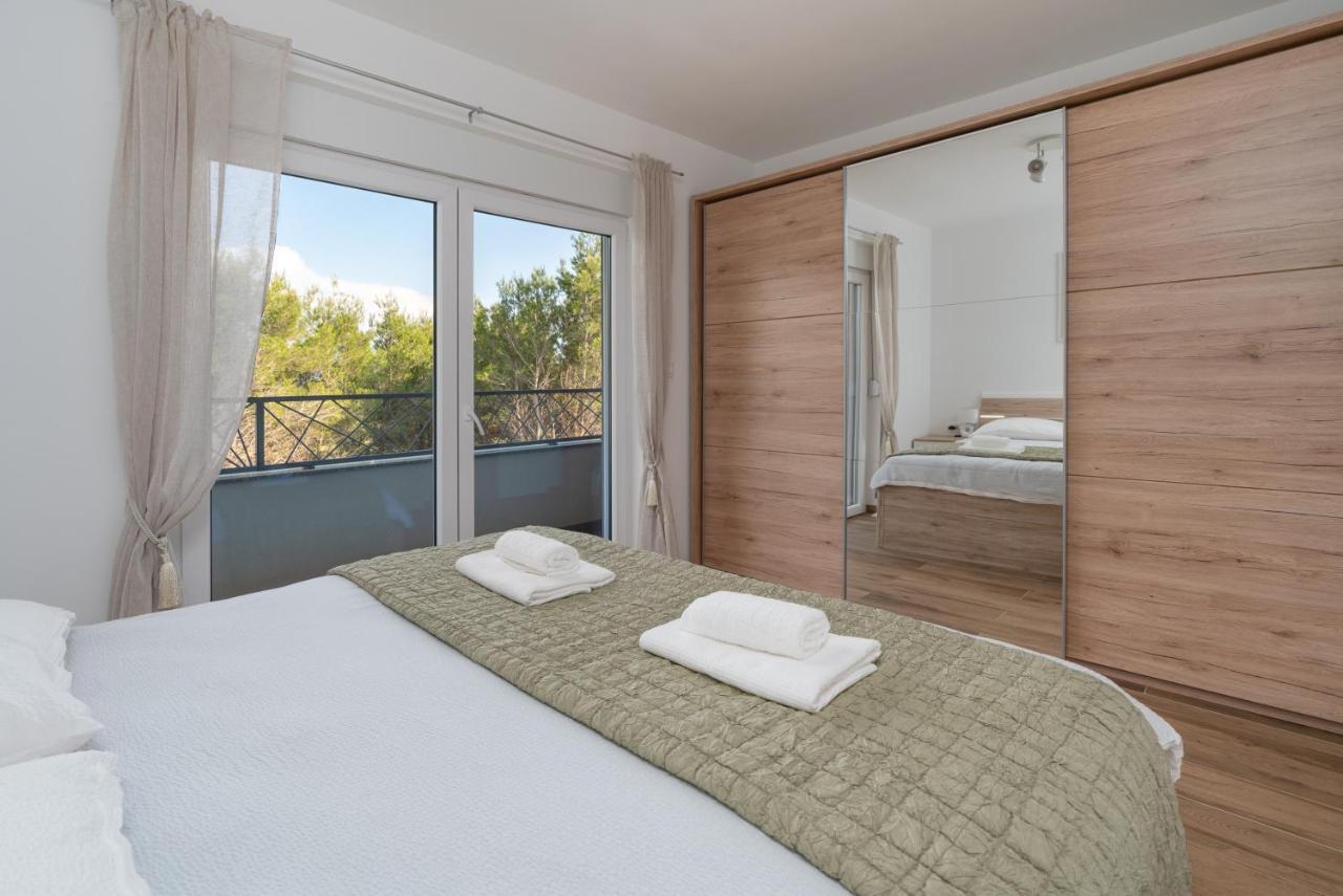 ויר Number One Apartments מראה חיצוני תמונה