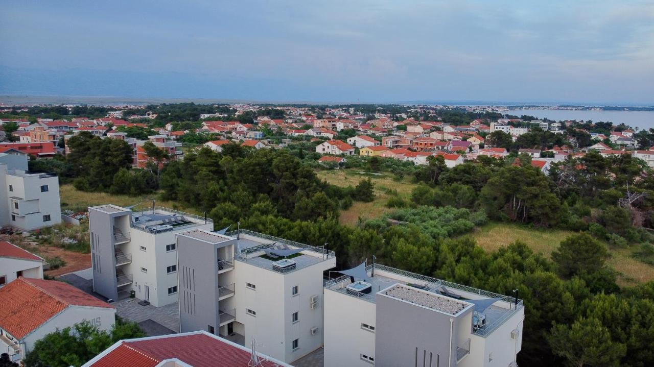 ויר Number One Apartments מראה חיצוני תמונה